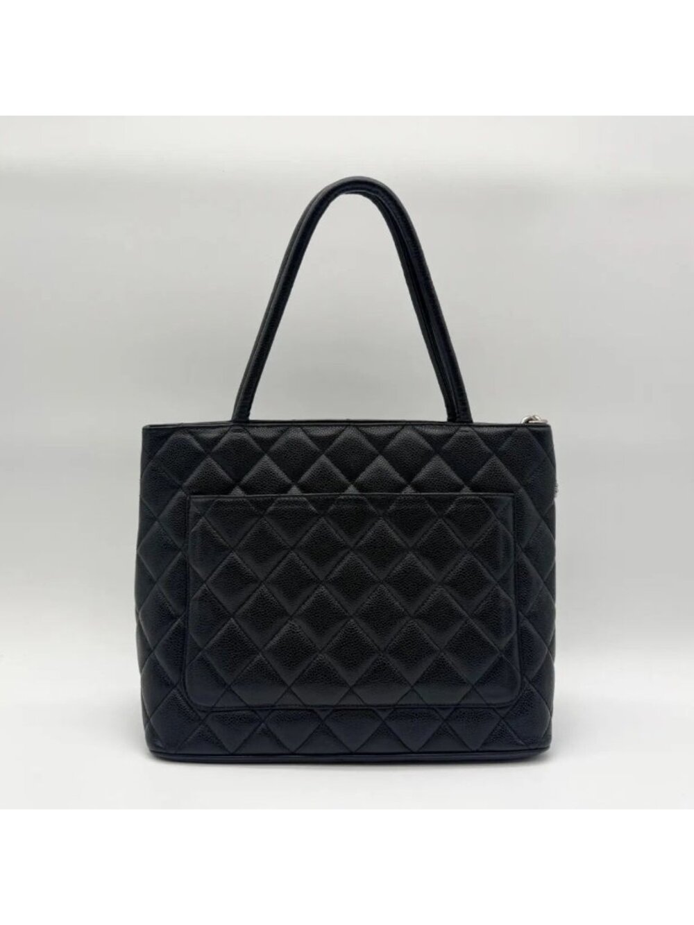 Chanel Tote Medallion CC Logo Silver Caviar Leather Quilted Black - Picture 2 of 15